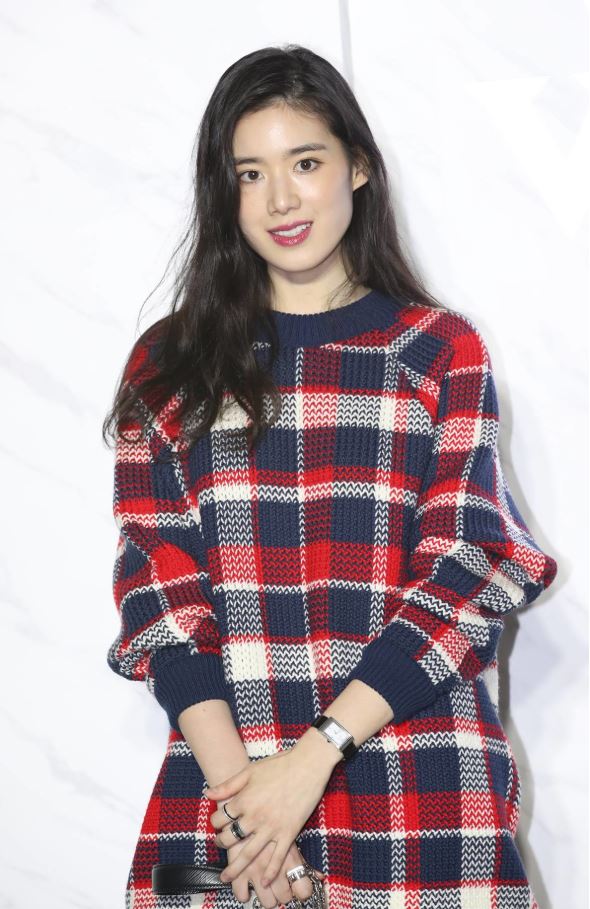 정은채 갤러리