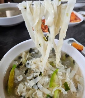 동해감자옹심이