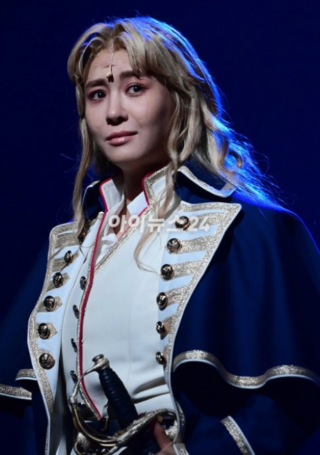 뮤지컬배우 옥주현 '베르사유의장미'