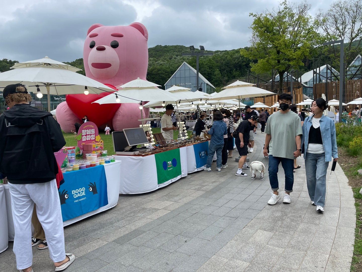 의왕 롯데 프리미엄 아울렛 주차 무료 잔디광장 카페 웁스어데이지