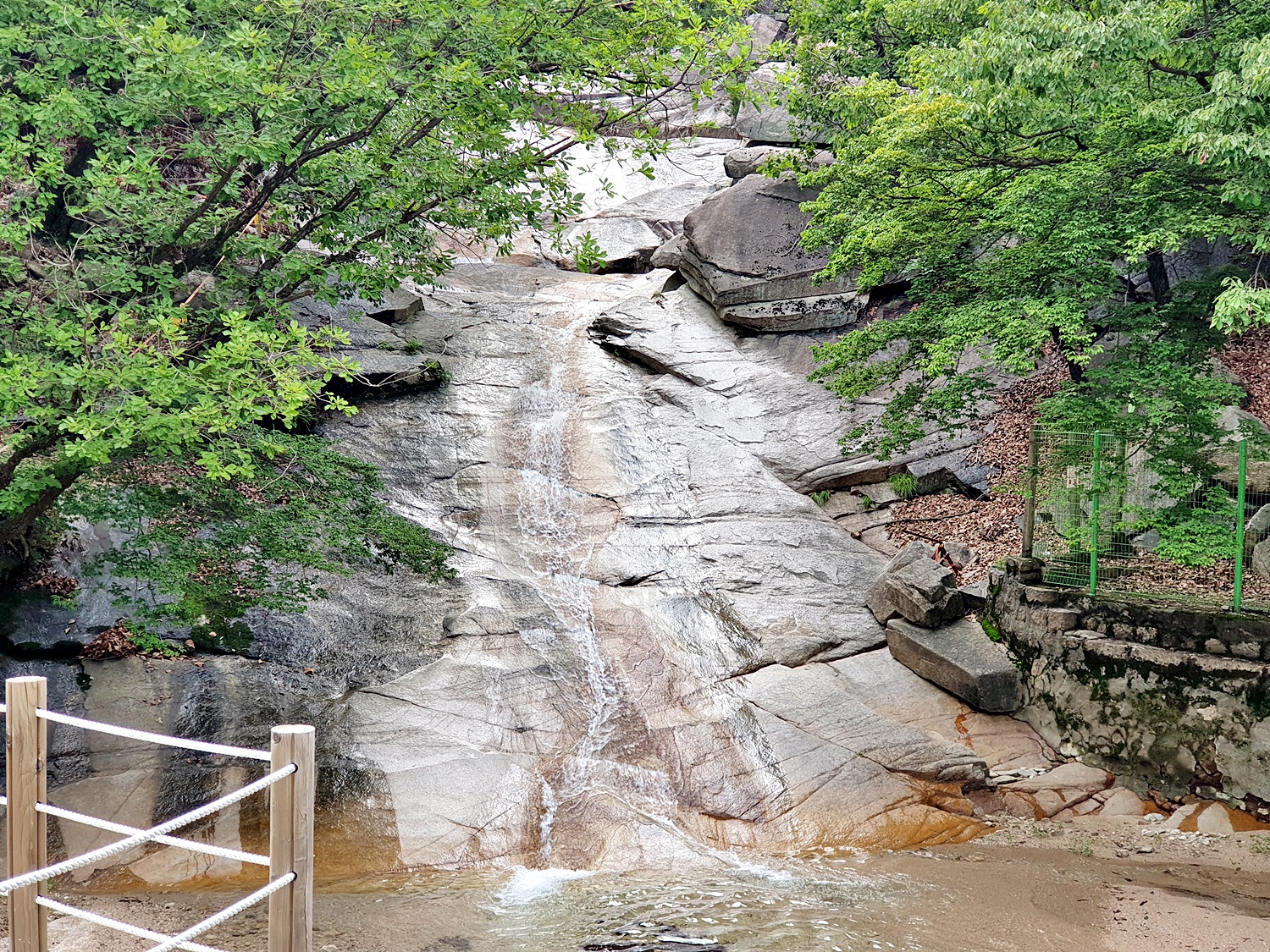 청학밸리리조트(청학비치): 인공 시설과 자연의 조화