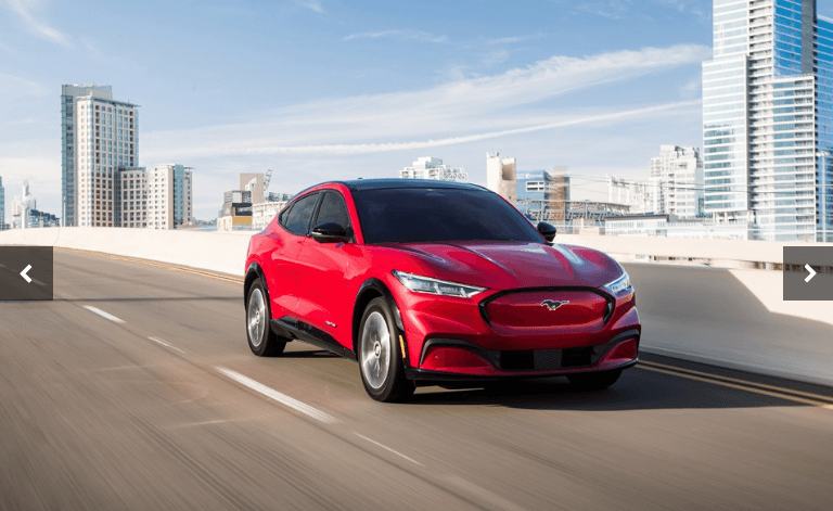 2023-포드-머스탱-마하e