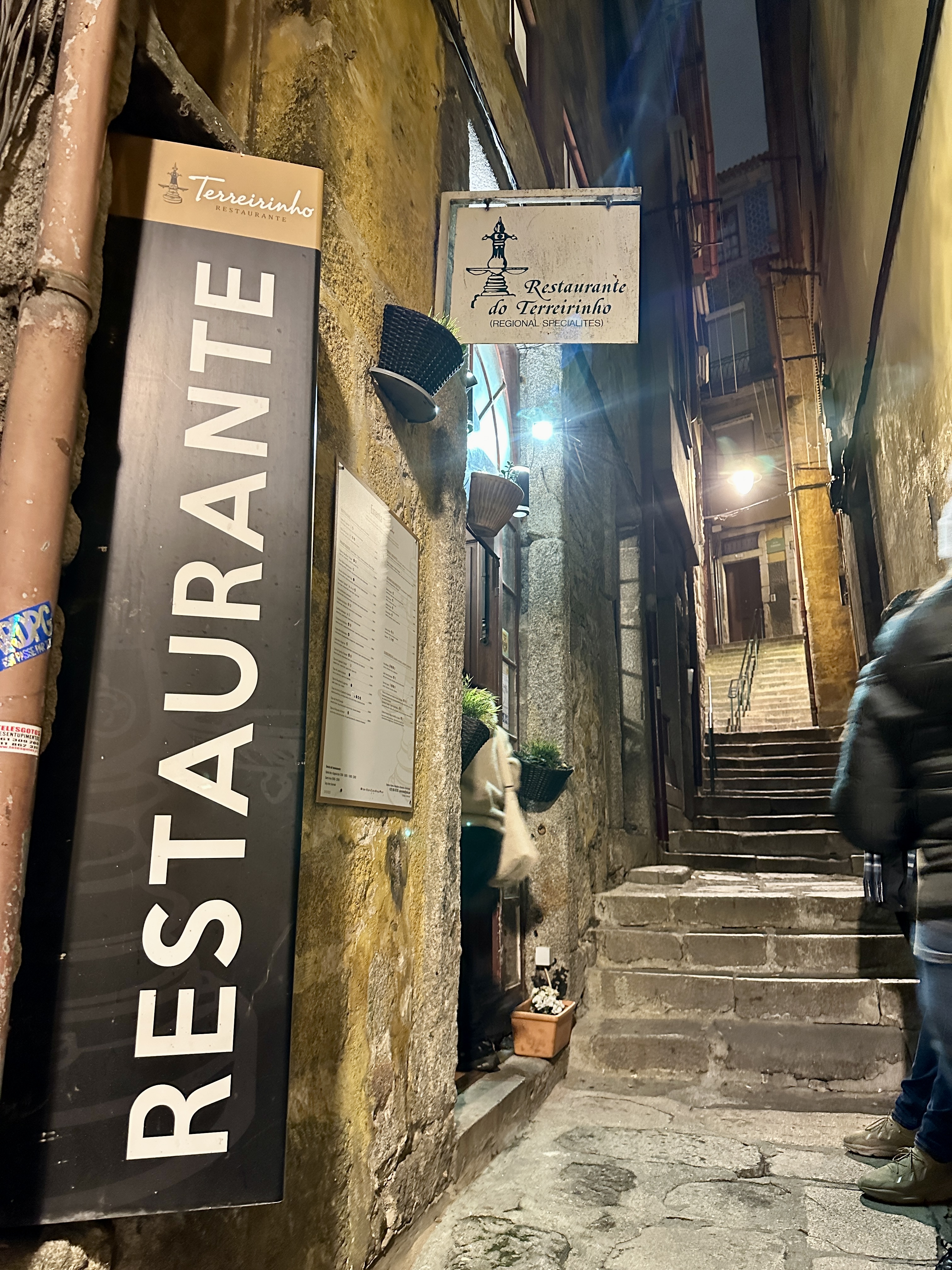 웨이팅이 있는 포르투 맛집