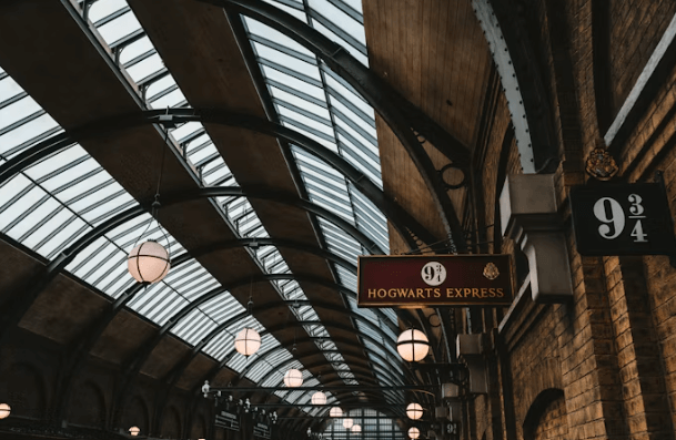 해리포터와 함께 떠나는 영국 여행: 마법 같은 순간 완벽 가이드