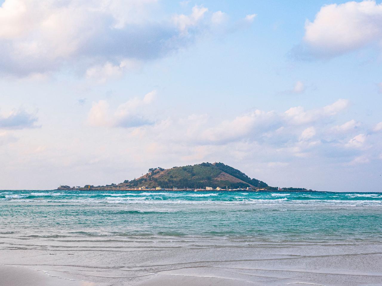 협재해변(비양도) 관련 사진 (제주관광공사 홈페이지에서)