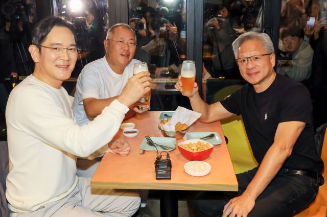 젠슨 황 AI 반도체 주식 엔비디아 대표 삼성 이재용 현대차 깐부치킨
