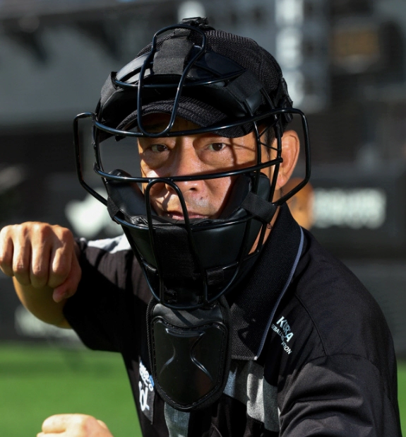 KBO 이민호 심판 계약해지 해고 배경