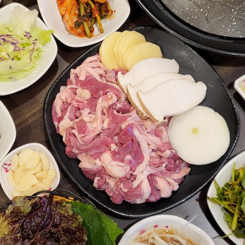 고수의 부엌 오리 요리 남양주 천하장사 오리로스 백숙 오리주물럭 장아찌