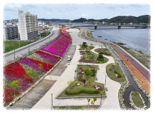 양양 중심을 가로지르는 남대천