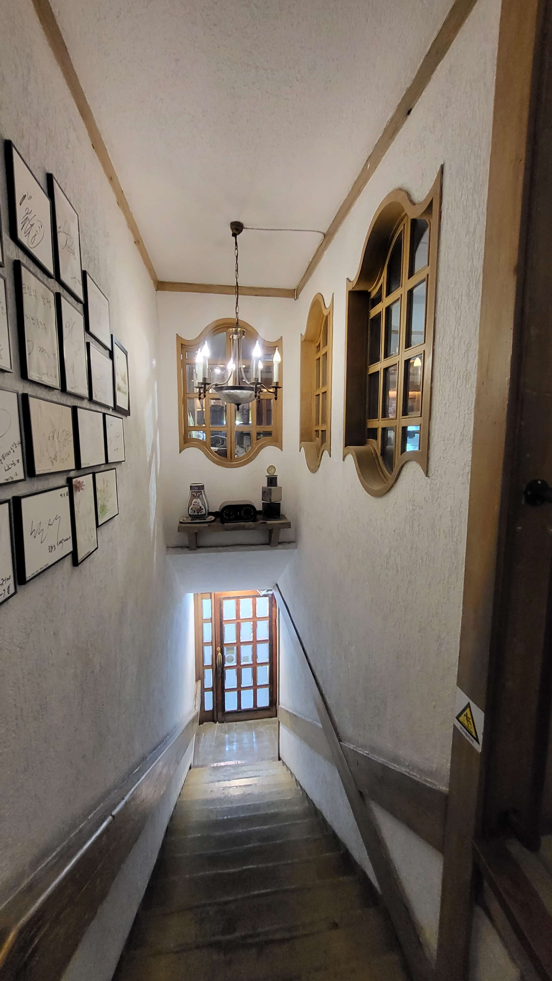 명동 핫플 코인카페 1호점