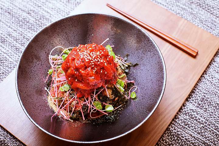 백반기행 신소율 편 흑돼지보쌈 비빔막국수 수육 코다리막국수 고기국수 원주 맛집 소개