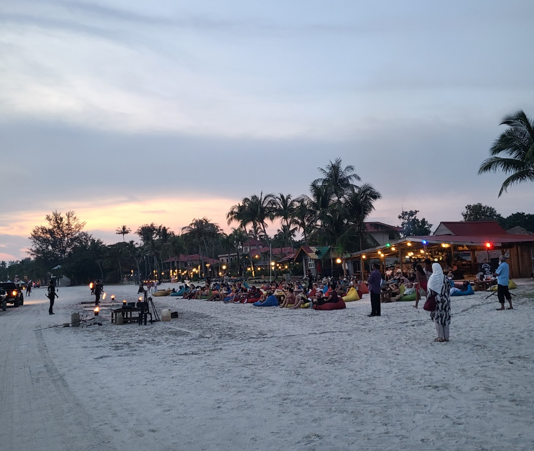 말레이시아 랑카위 펠랑기 리조트 앞 판타이 체낭 비치 전경