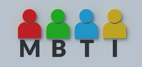 회사에서 제일 피곤한 MBTI는 누구? — 유형별 직장 생존 방식