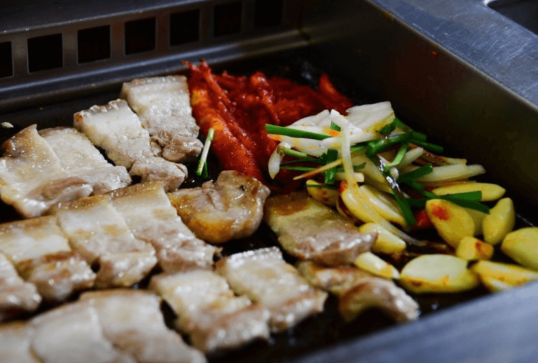 [6시 내고향] 진안 흑돼지불고기 청국장 샘터가든&amp;#44; 어죽 월평댁 진안 맛집