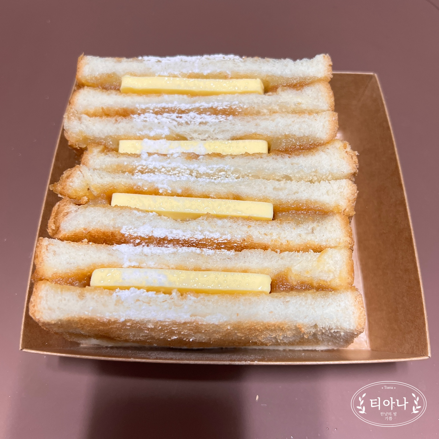 로투스&amp;#44; 누텔라 토스트가 맛있는 &amp;#39;읍천리382&amp;#39; 카페