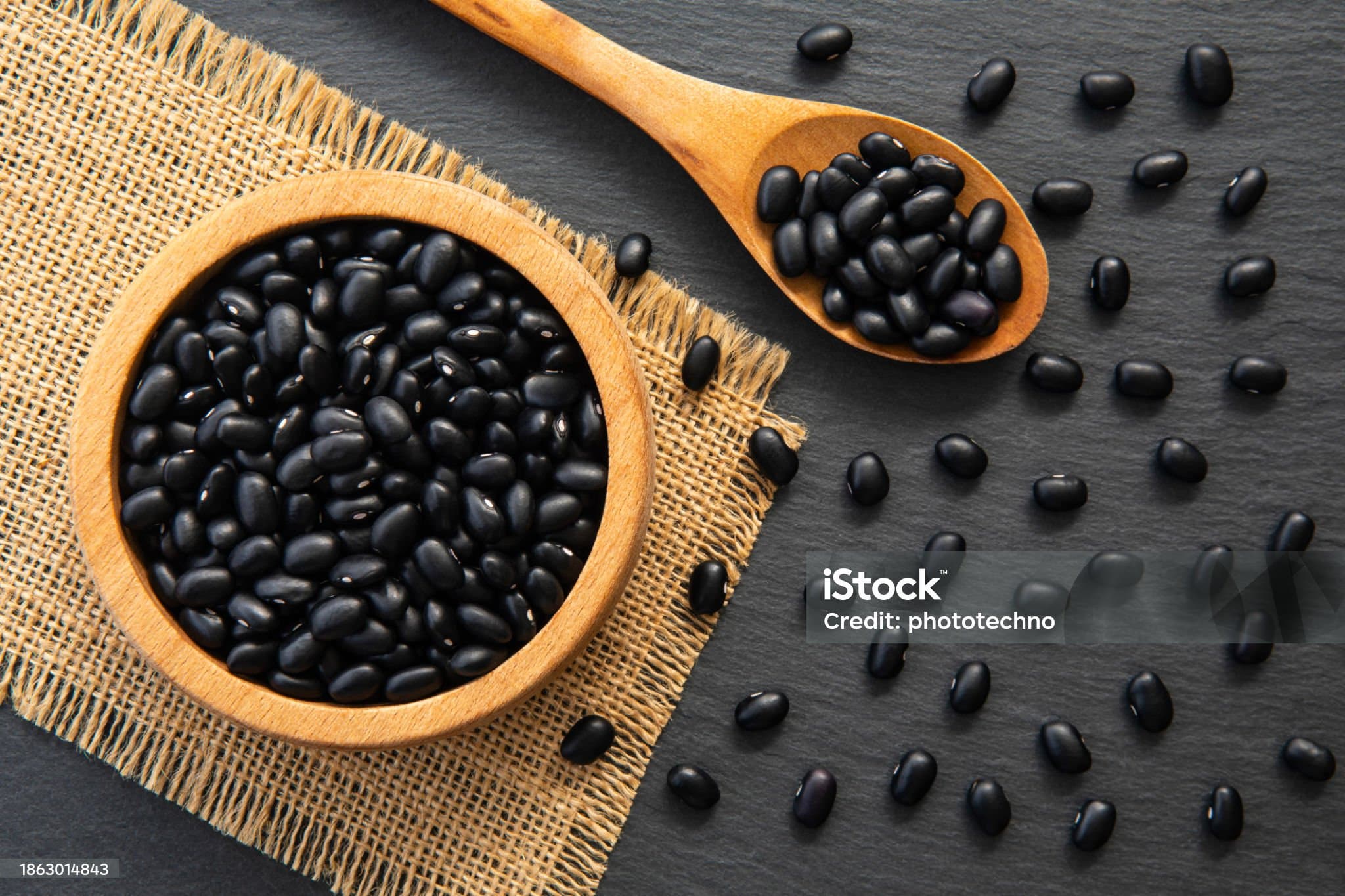 검은콩·흑미·흑임자: 안토시아닌의 항산화력과 건강 효능