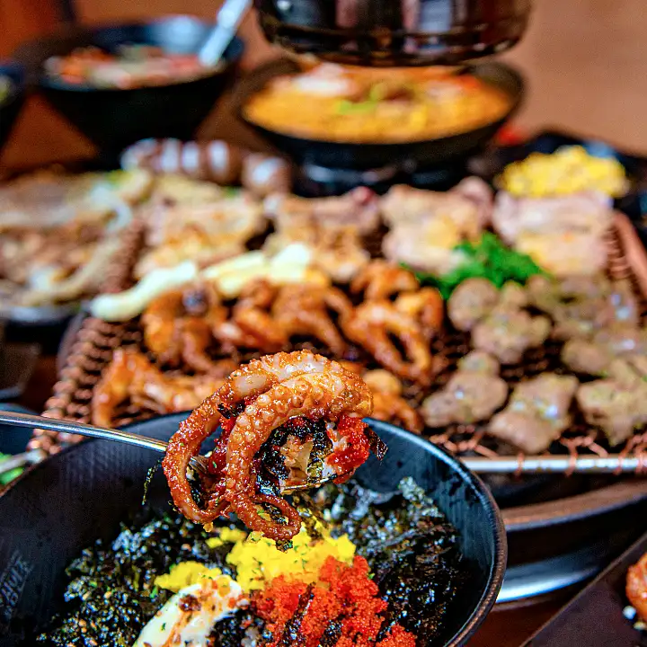 참숯삼인조 대구 숯불구이의 최강 조합! 마늘 산낙지구이와 모둠 닭갈비 대구 수성구 맛집 추천 생방송투데이 리얼맛집 오늘방송 맛의 승부사
