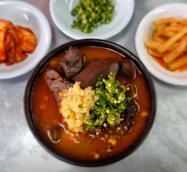 생생정보 남이 할매의 봄나물 밥상 소구레국밥 대구 달성군 십이리할매소구레국밥