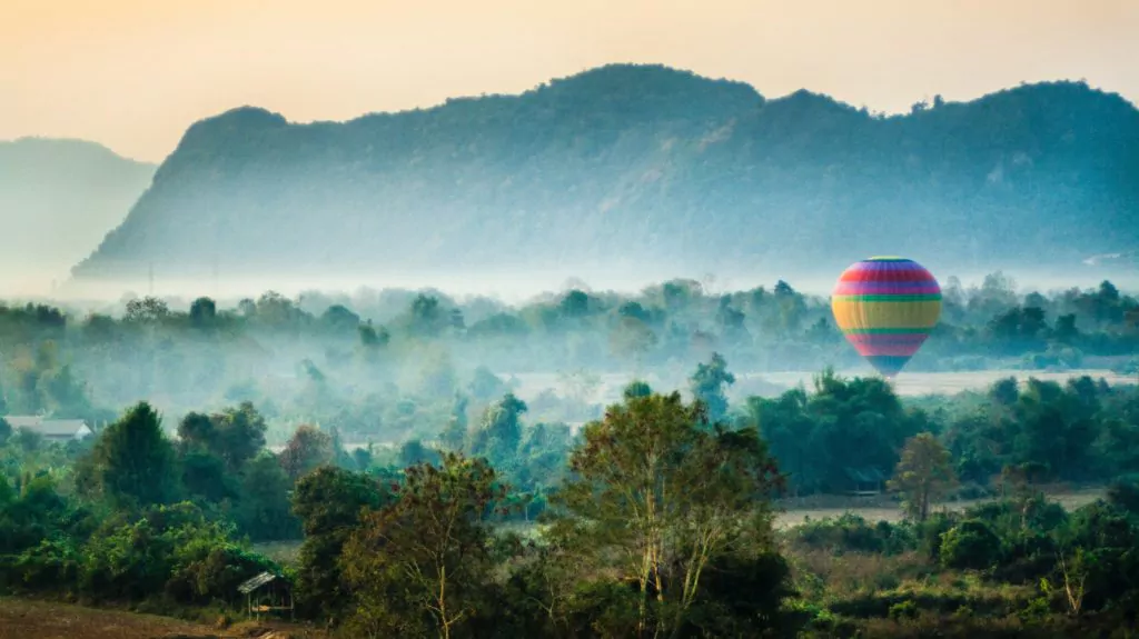 방비엥 열기구 타기, Vang Vieng Air Balloon Ride