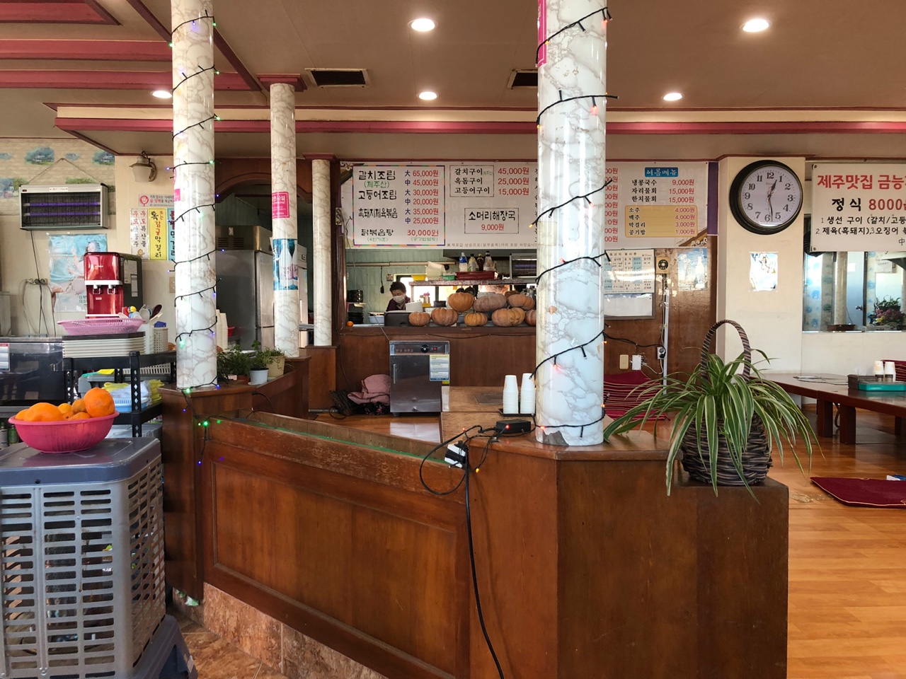 금능자갈-내부-전경