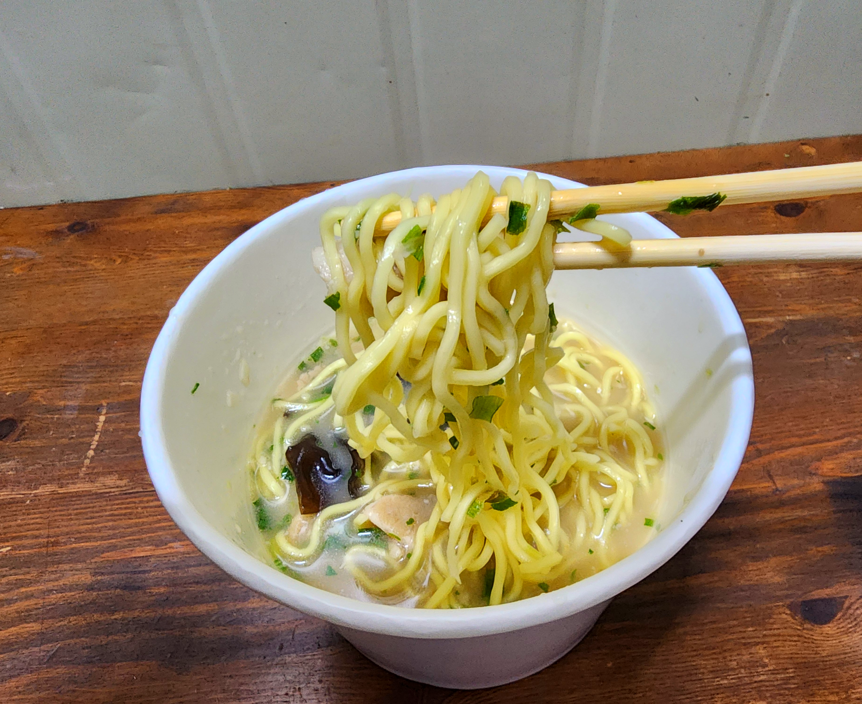 GS25편다이닝장호준돈코츠라멘