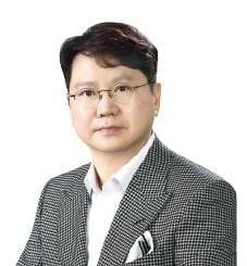 한미반도체 주가 급등과 '포스트 HBM' 기술 로드맵 심층 분석 곽동신 회장의 565억 승부수
