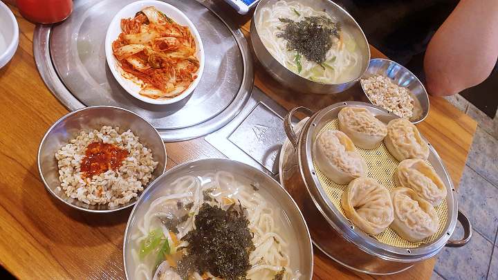 수원 수원역 맛집 추천 생방송투데이 25년 정성 한 그릇 손칼국수 만두칼국수 오늘방송 맛의 승부사