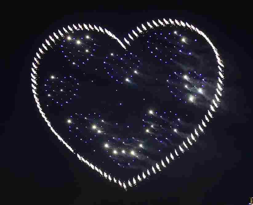 한강-불빛공연-드론-라이트-쇼-2024-1회차공연-heart