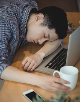 하루 종일 피곤하다면? 만성 피로를 해결하는 10가지 습관