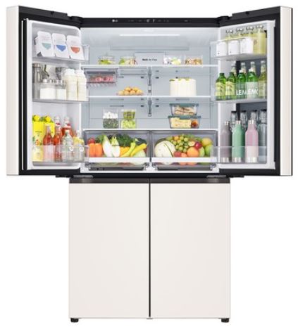 냉장고 제품 냉장고 문을 열어둔 사진