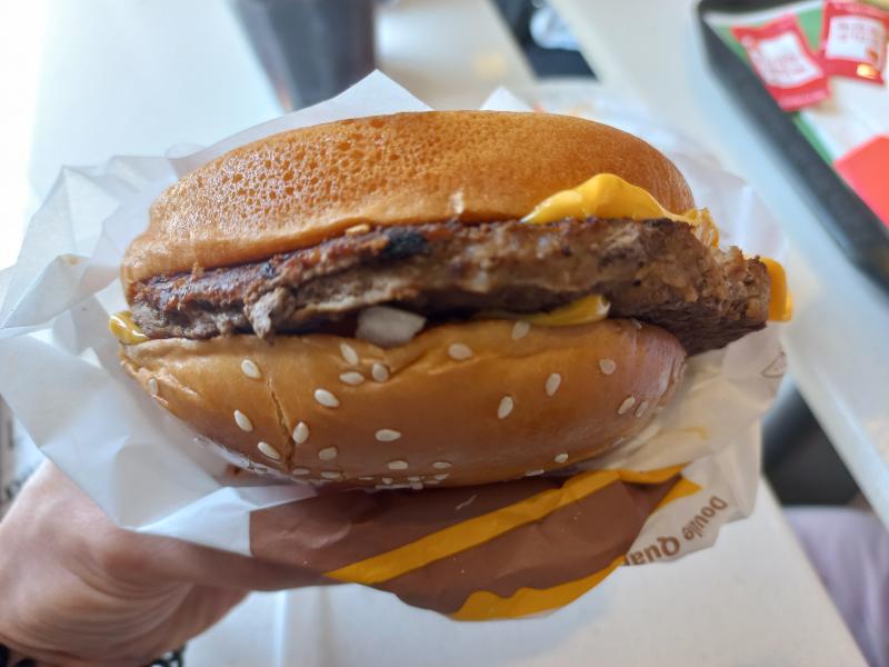 맥노날드 쿼터파운더 치즈