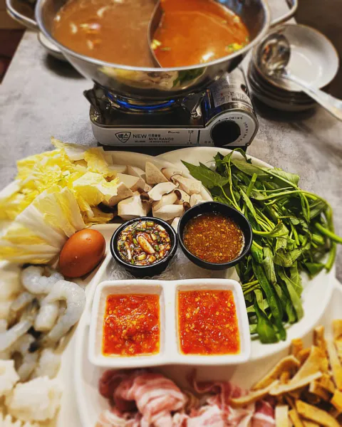 생생정보 우와한 식당 태국식 김치찜, 등뼈찜