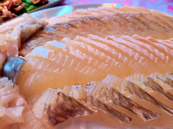 6시내고향 제부도 전곡항 수산물 회센터 간재미 무침 회 탕 맛집 추천