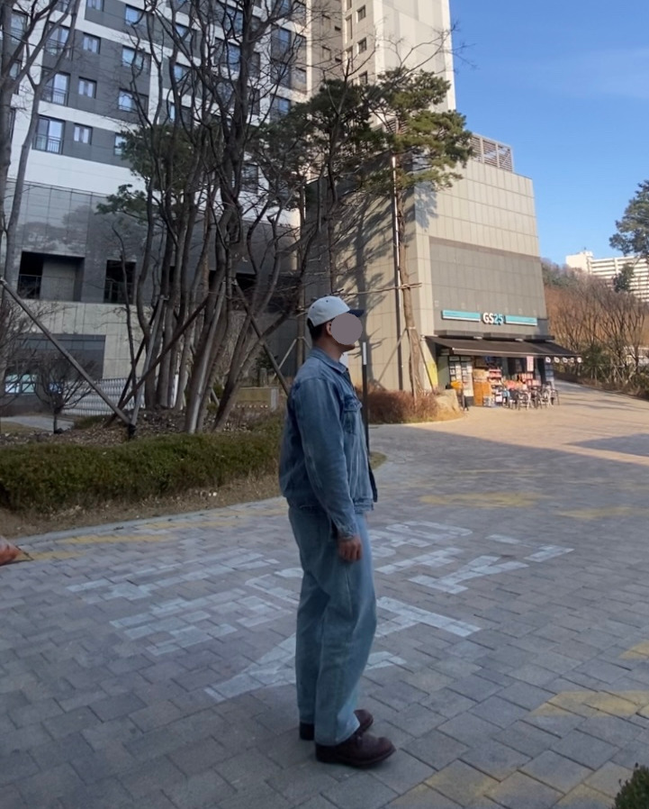 데일리룩('26. 3. 13.)조이스베케이션 투톤 볼캡, 무신사스탠다드 데님 트러커 청재킷, 유니클로 와플헨리넥, 무신사스탠다드 레귤러핏 데님 팬츠, 레드윙 아이언레인저 앰버하니스