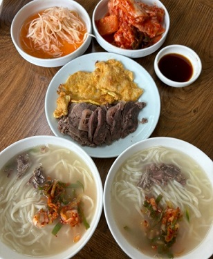 동태전수육칼국수달인