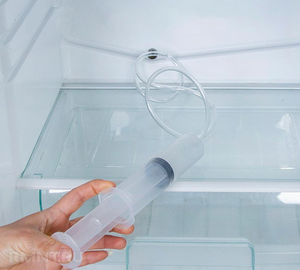 냉장고-내부-물-고임-현상-원인과-해결방법