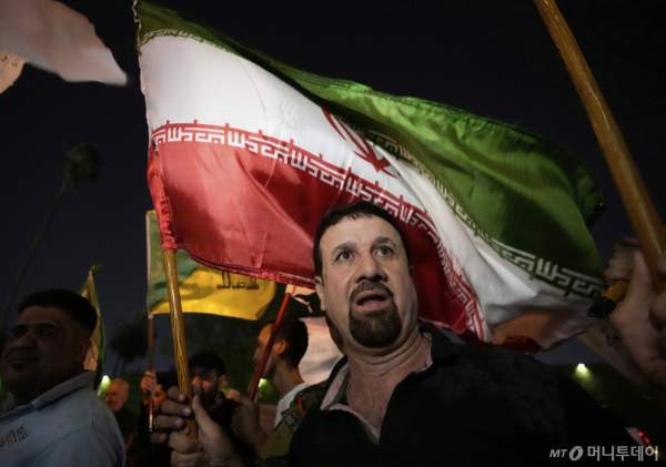 이란 모사드 간첩 사형 나흘 연속 2천 명 체포와 공포 정치의 배경 (2026.04.25)