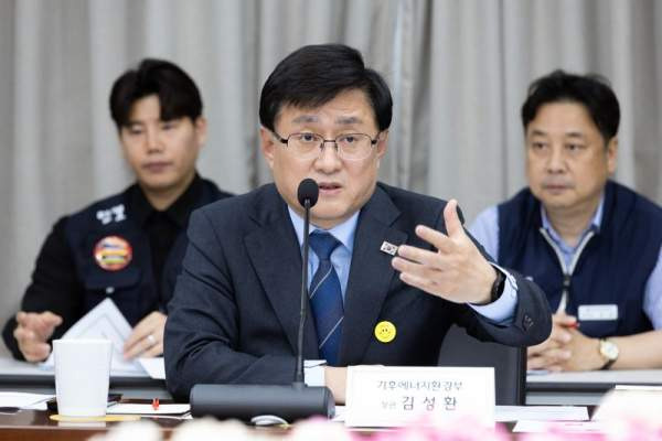 녹색산업 협의체 확대 및 민관 원팀 수주 전략: 녹색산업 해외 진출 22조 시대!