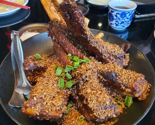 강남 청담동 중국집 '덕후선생'