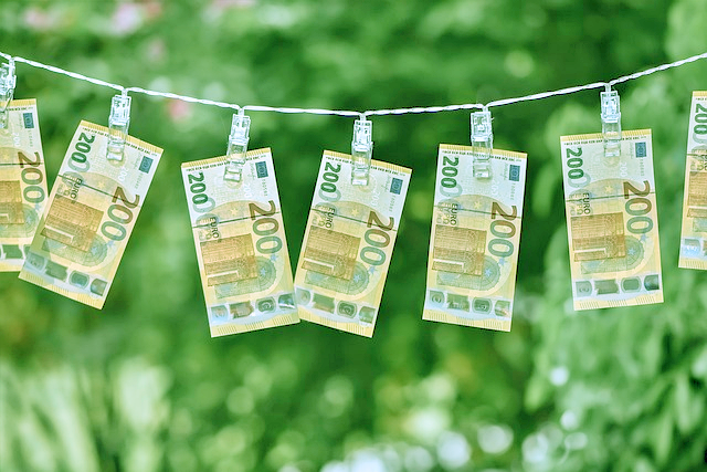 롱폼8억 번 시니어