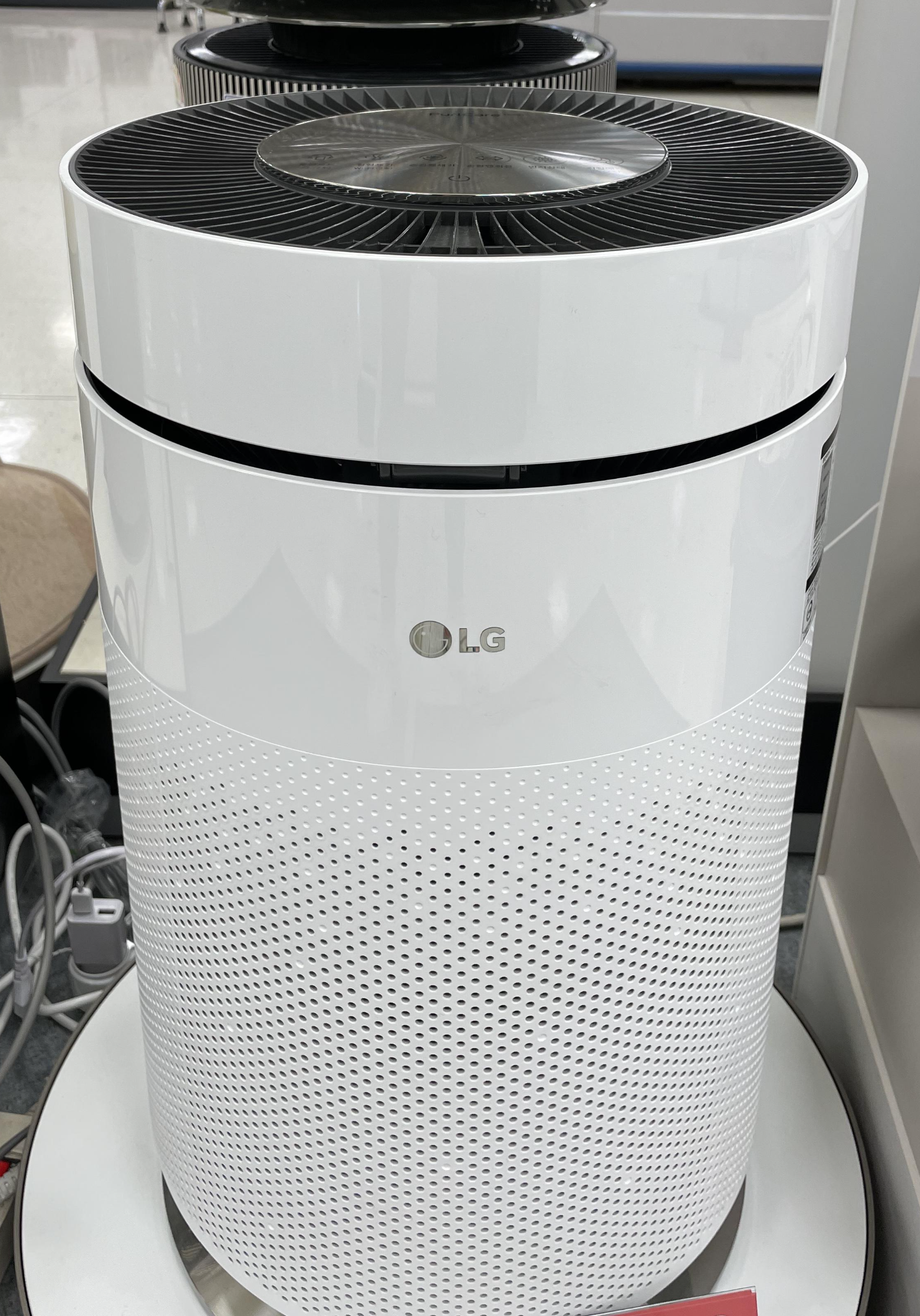 LG퓨리케어공기청정기 사진