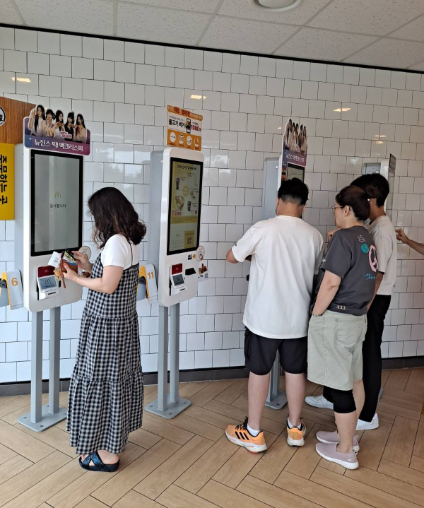 맥도날드 청라DT점 키오스크