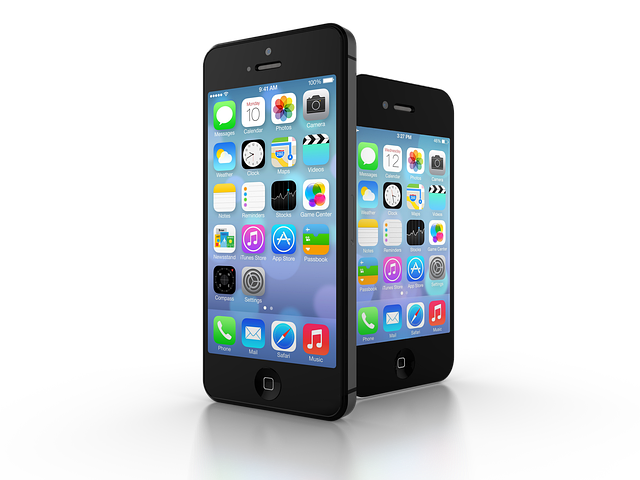 2개의 핸드폰 이미지