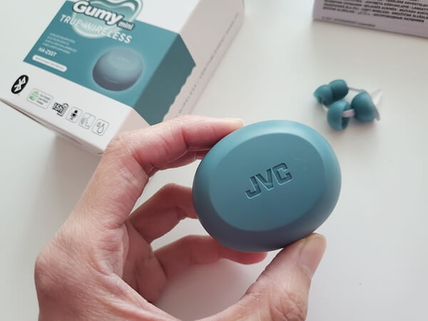 JVC 블루투스 이어폰 케이스