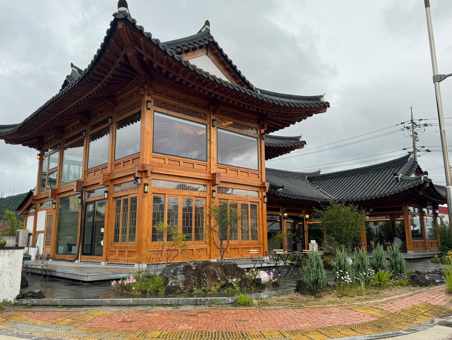 장성 따뜻한섬 온도 한옥카페 전경