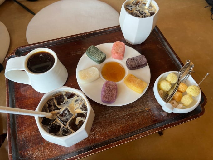 다과와 커피 한옥전통 찾집 이미지