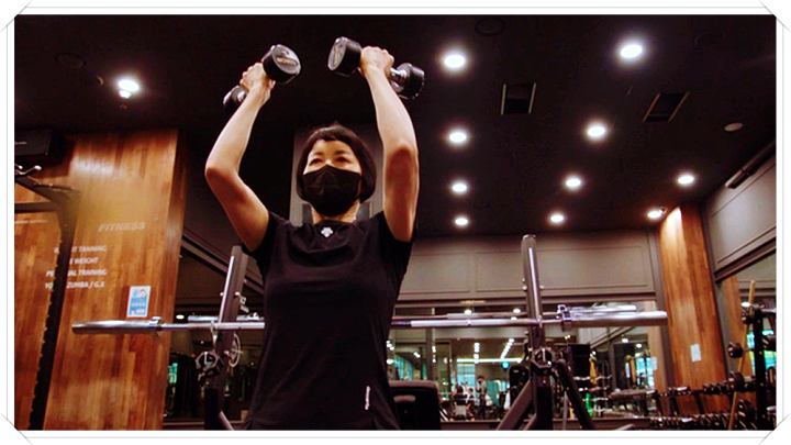 명의-신체나이30대-70대-여성-웨이트트레이닝