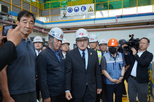 우원식 국회의장 김충현씨 조문