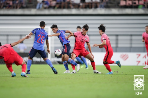 한국 남자 축구 대표팀의 가장 최근 경기- E-1 챔피언십 한일전 모습