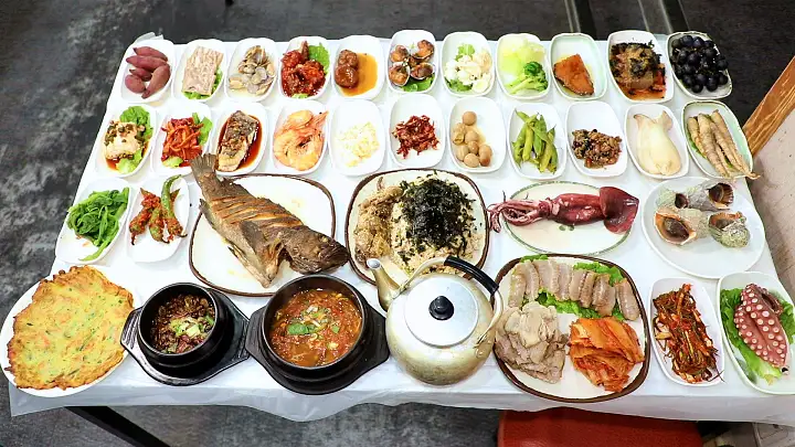 이만기 동네한바퀴 40가지 안주 막걸리 한상 차림 추천 막걸리골목 상차림 전주 삼천동 막걸리집 맛집 소개